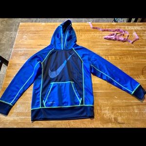 Nike Thermal Fit Sweater